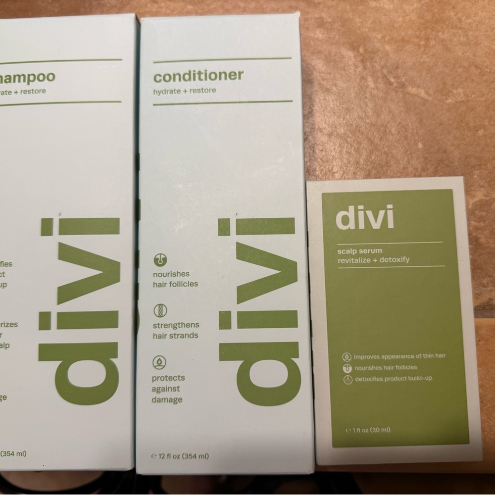 Divi serum, shampoo, conditioner